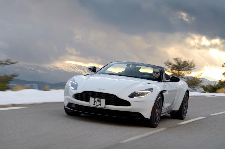  Aston Martin DB11 V8 Volante 2018 года  (NA) (фото 1 из 40)